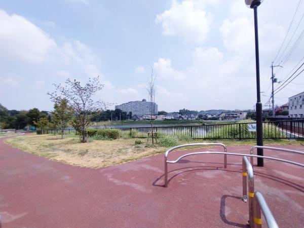 ヴユーイスト泉ヶ丘
