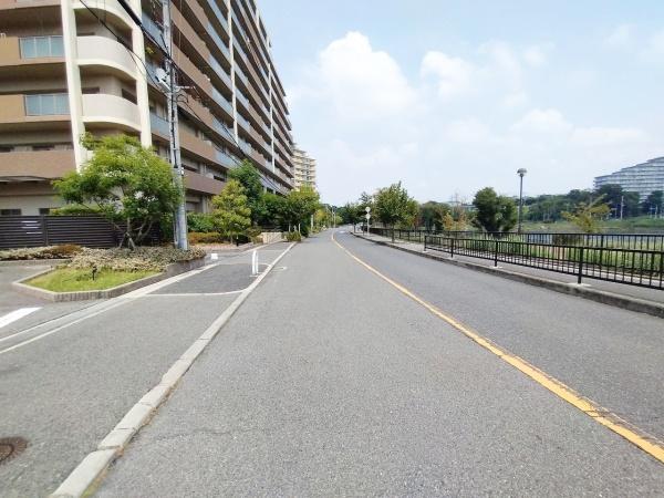 ヴユーイスト泉ヶ丘