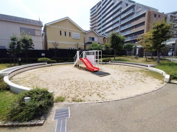 ヴユーイスト泉ヶ丘