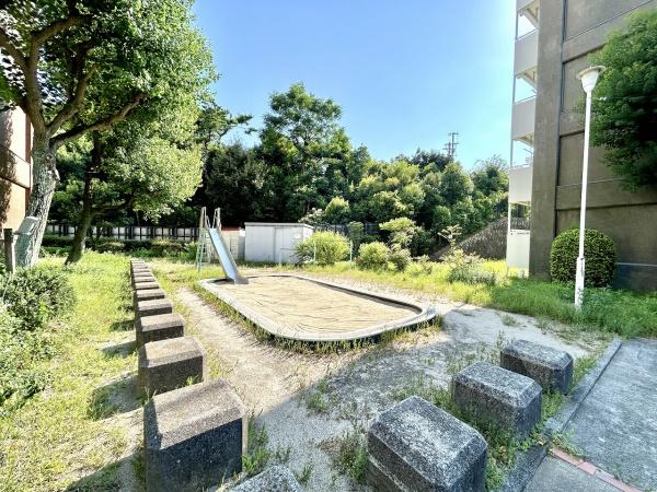 陵南住宅2号棟
