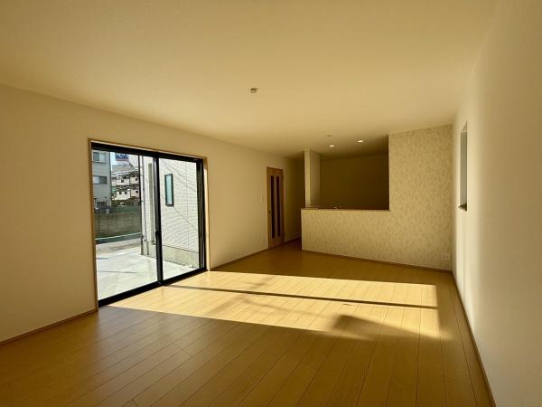 堺市西区上　新築戸建