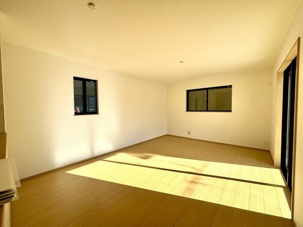 堺市西区上　新築戸建