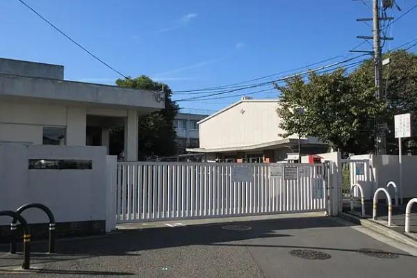 堺市東区引野町２丁の土地(堺市立八下西小学校)