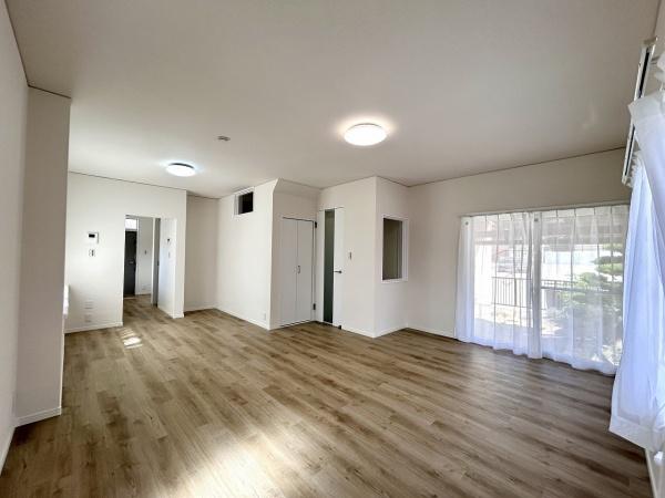 堺市美原区さつき野東3丁　中古戸建