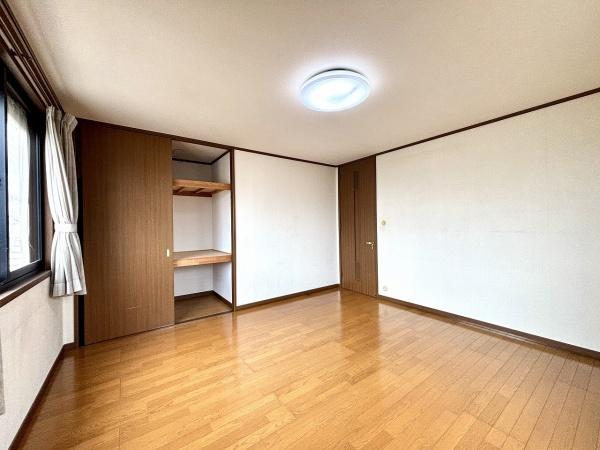 堺市西区浜寺石津町中3丁の中古一戸建て(洋室)