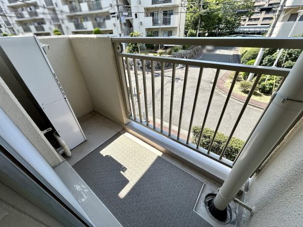 泉北原山台第二次団地参号棟