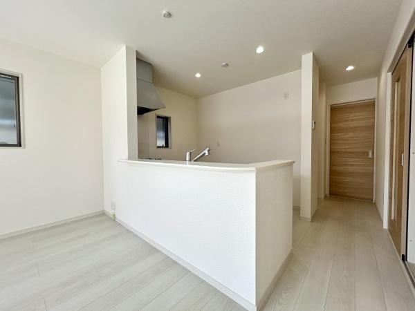 堺市西区浜寺昭和町3丁　新築戸建
