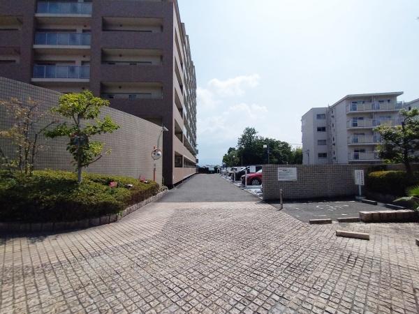 ロイヤルアーク泉ヶ丘