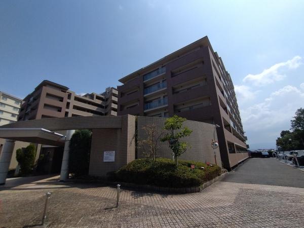 ロイヤルアーク泉ヶ丘
