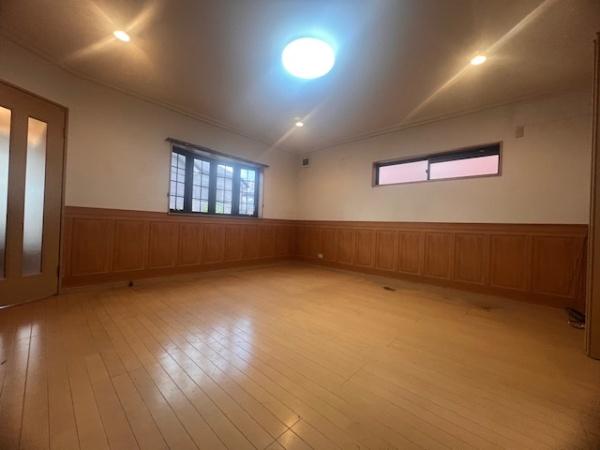 羽曳野市羽曳が丘西６丁目の中古一戸建て