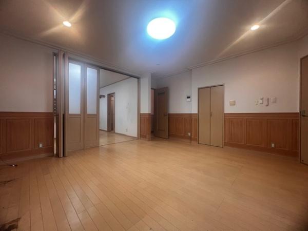羽曳野市羽曳が丘西６丁目の中古一戸建て