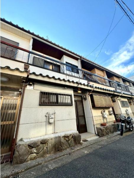 堺市東区日置荘西町４丁の中古テラスハウス