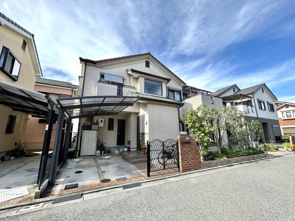 堺市東区高松の中古一戸建て(前面道路含む現地写真)