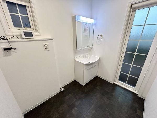 堺市南区美木多上の中古一戸建て(洗面台・洗面所)