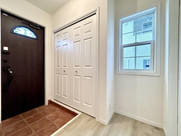 堺市南区美木多上の中古一戸建て(玄関)