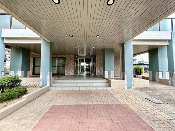 パレス泉北深井(エントランス)