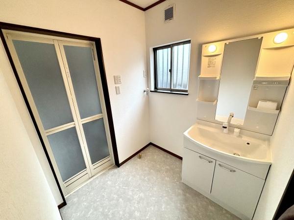 堺市中区毛穴町の中古一戸建て(洗面台・洗面所)