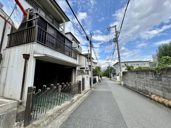 堺市堺区北波止町の中古一戸建て(前面道路含む現地写真)