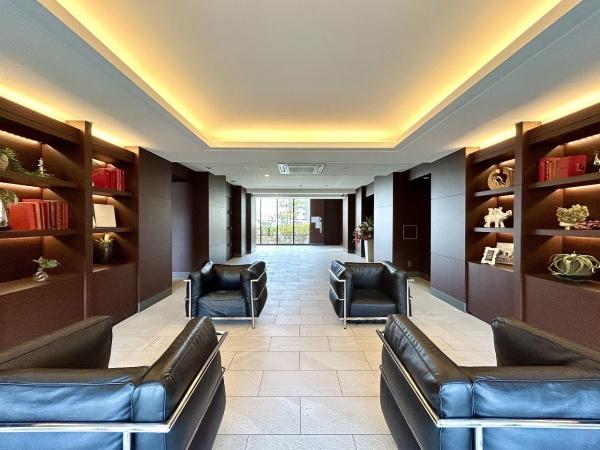 グランクラッセ上野芝向ヶ丘(エントランス)