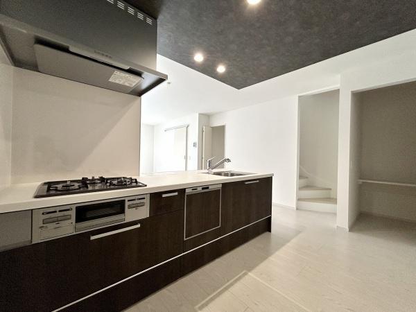 堺市南区庭代台1丁2号棟　新築戸建