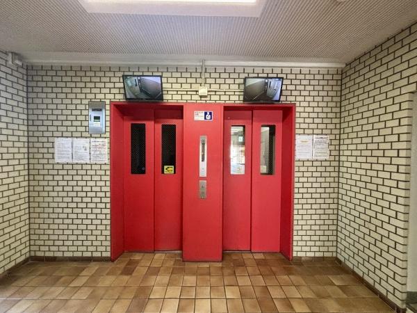 ファミール堺東