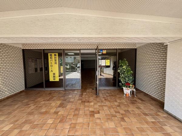 ファミール堺東