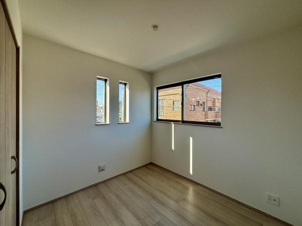 堺市美原区黒山1号棟　新築戸建