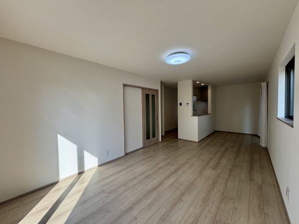 堺市美原区黒山1号棟　新築戸建