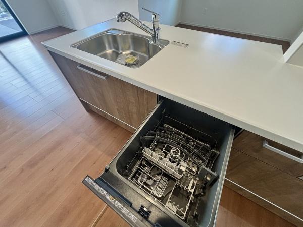 堺市西区浜寺石津町中5丁　新築戸建