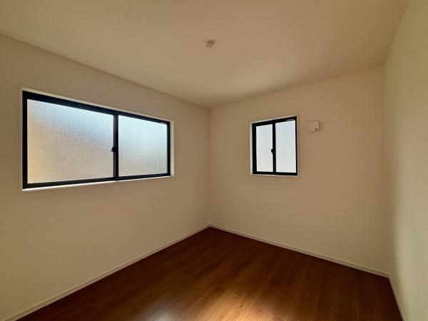 堺市西区浜寺石津町中5丁　新築戸建