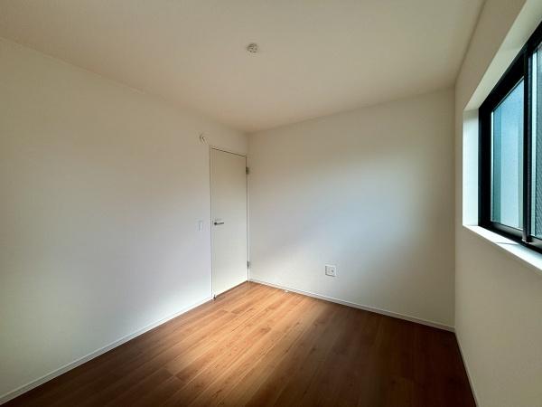 堺市西区浜寺石津町中5丁　新築戸建