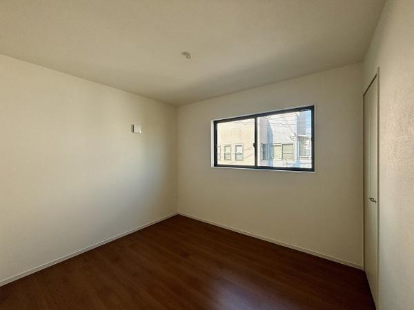 堺市西区浜寺石津町中5丁　新築戸建