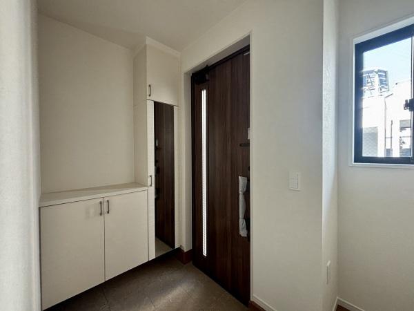 堺市西区浜寺石津町中5丁　新築戸建