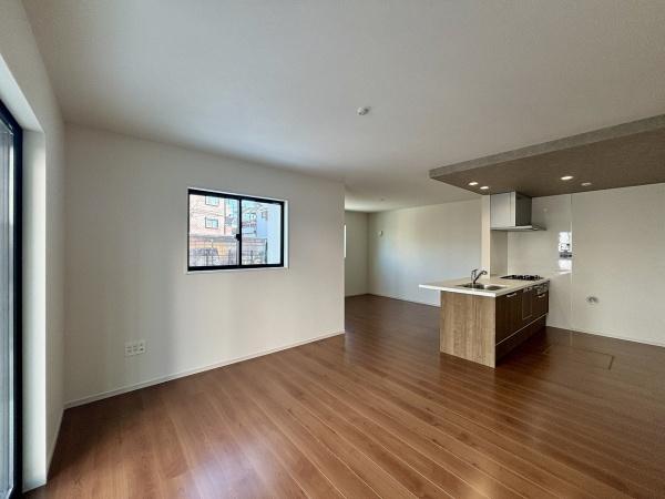 堺市西区浜寺石津町中5丁　新築戸建