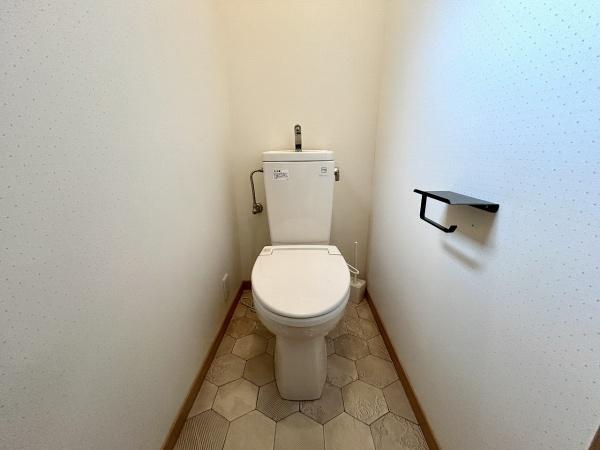 堺市中区福田の中古一戸建て(トイレ)