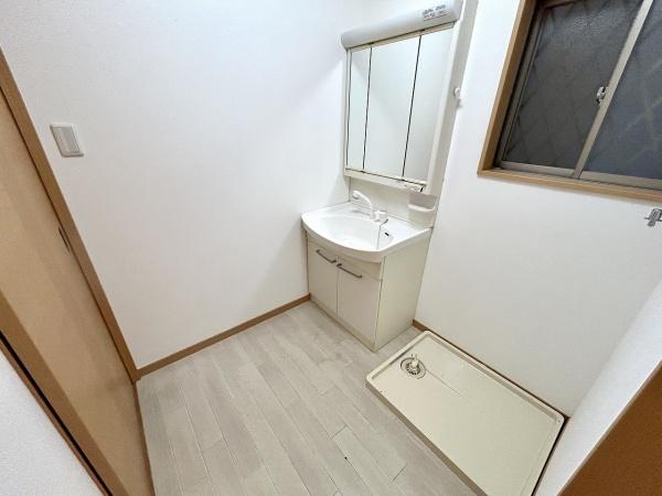 堺市中区福田の中古一戸建て(洗面台・洗面所)