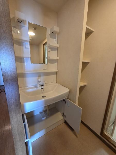 Mプラザ枚方弐番館(洗面台・洗面所)