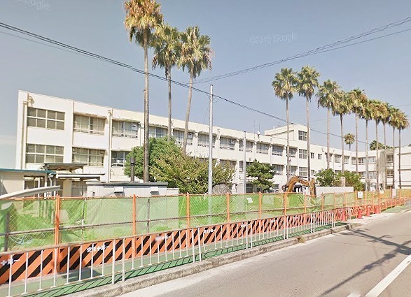 ルネシエスタB棟(堺市立陵南中学校)