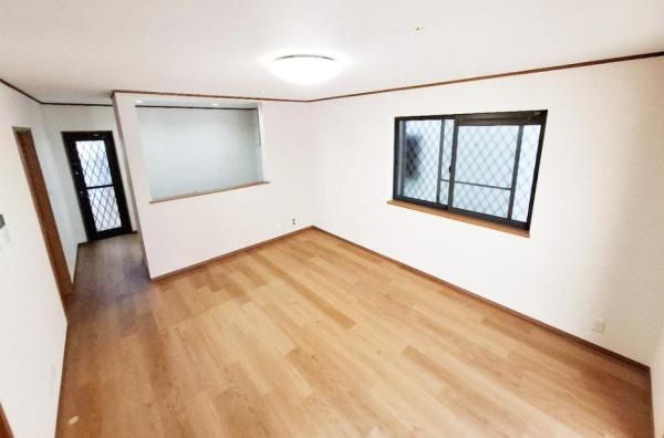 堺市西区上　中古戸建