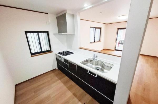 堺市西区上　中古戸建