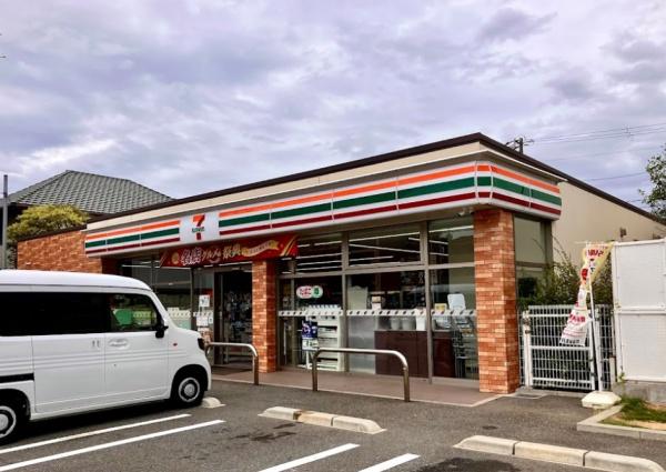 メゾンドール浜寺北(セブンイレブン堺出島町5丁店)