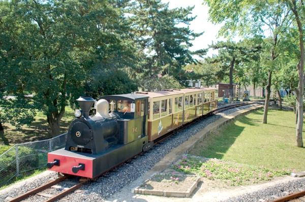 ダイアパレス諏訪森ガーデンパーク(浜寺公園)