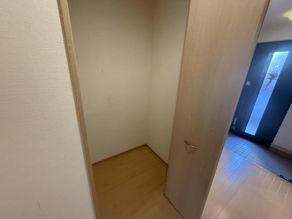 和泉市内田町４丁目の中古一戸建て