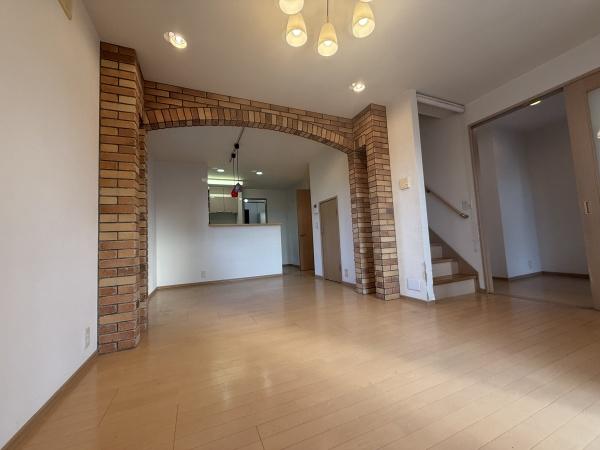 和泉市内田町4丁目　中古戸建