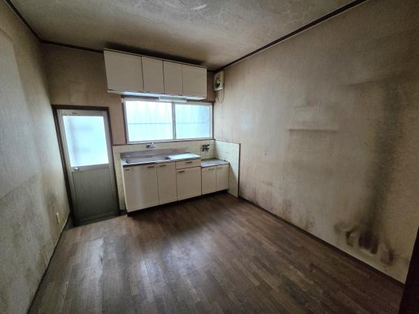 堺市美原区多治井　中古戸建