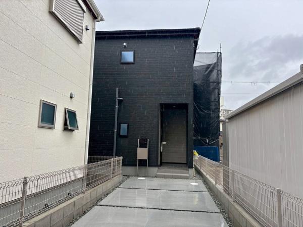 堺市中区深井水池町2号棟　新築戸建