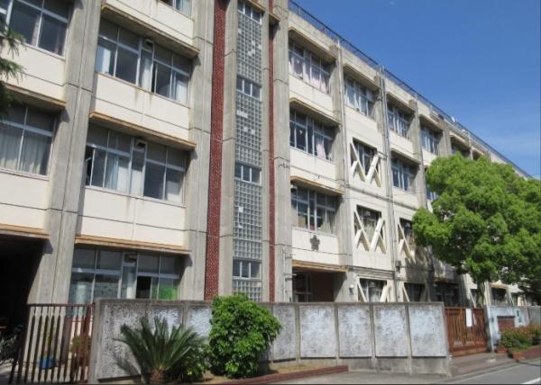 泉大津市綾井の中古一戸建て(泉大津市立小津中学校)