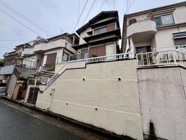 和泉市王子町の中古一戸建て