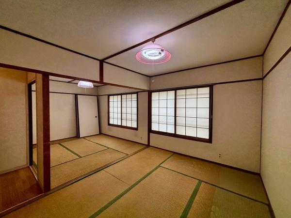泉北茶山台第一次住宅１１号棟