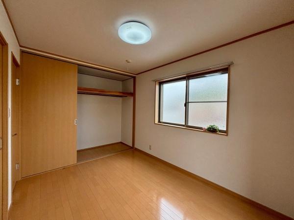 羽曳野市軽里３丁目の中古一戸建て